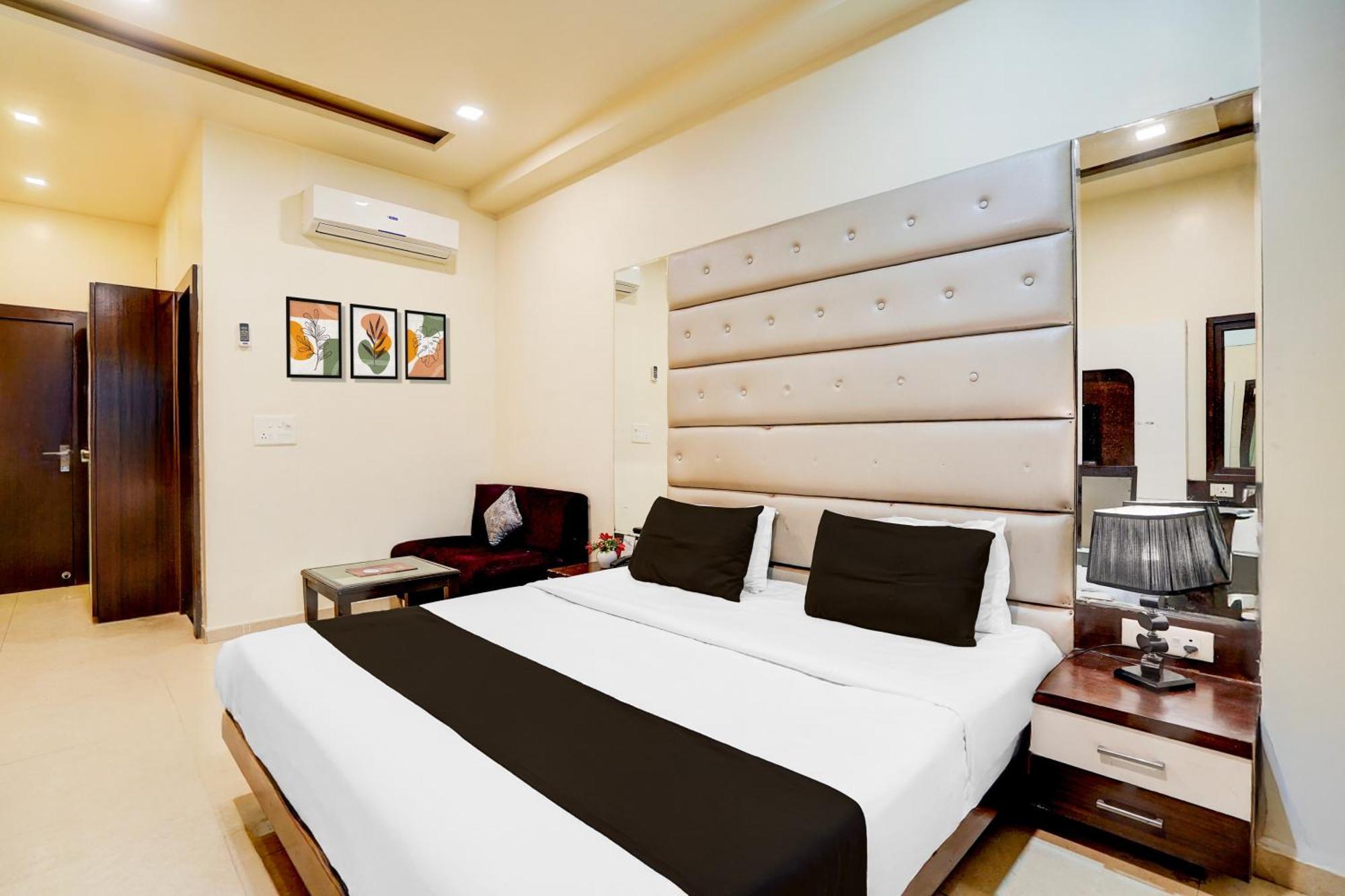 Super Townhouse Lalghati Near Airport Bhopal Exterior photo