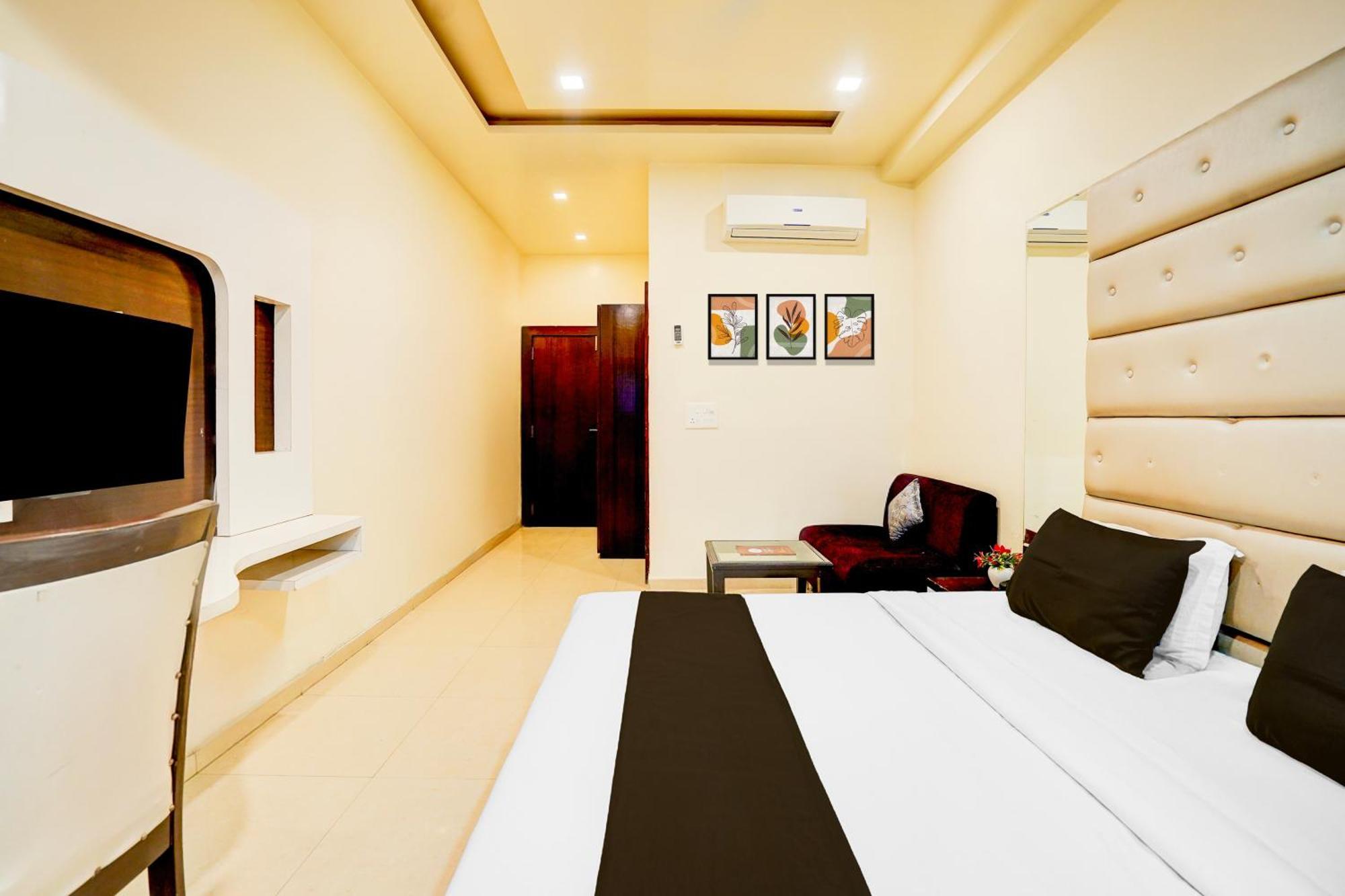 Super Townhouse Lalghati Near Airport Bhopal Exterior photo