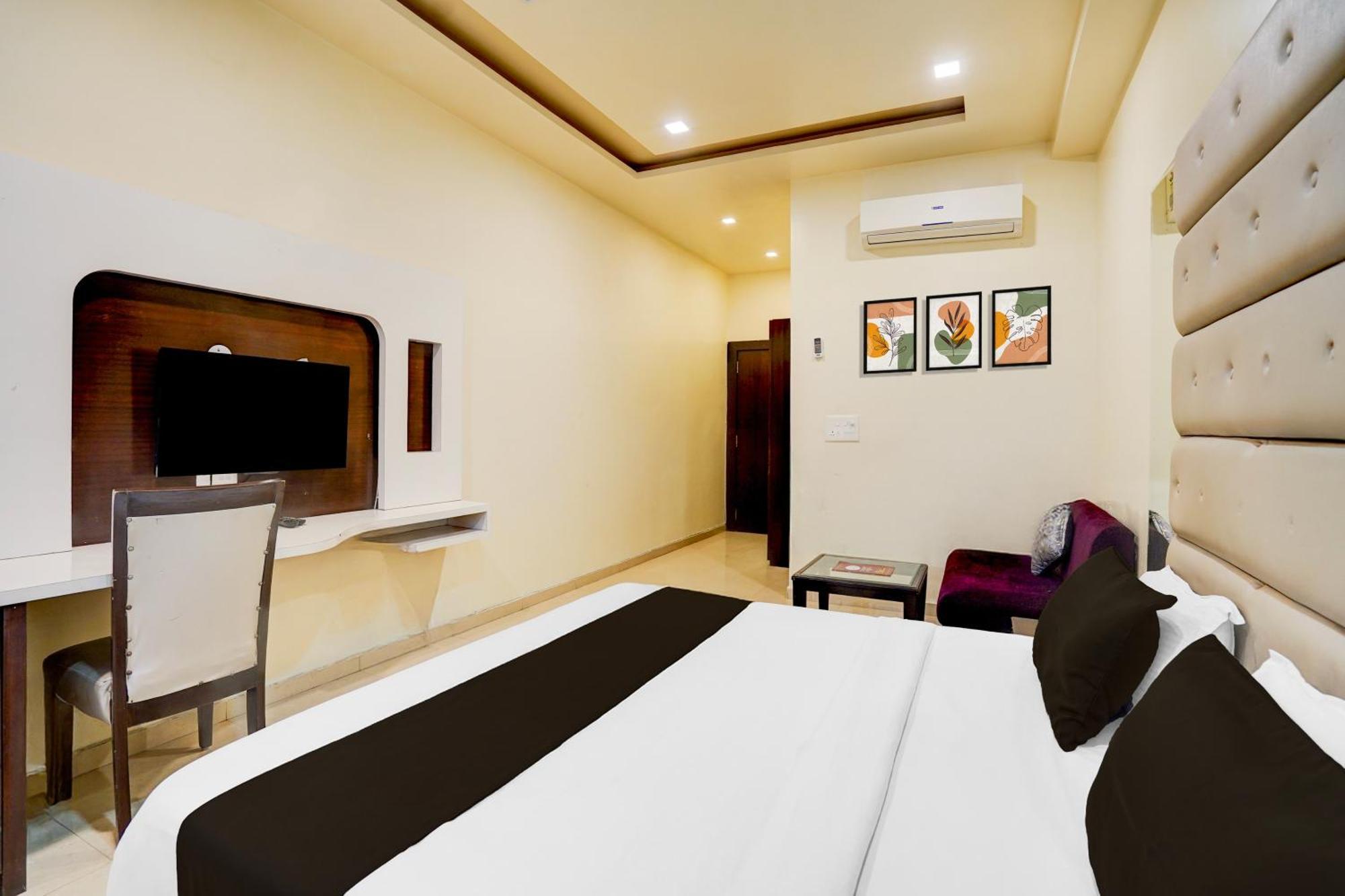 Super Townhouse Lalghati Near Airport Bhopal Exterior photo